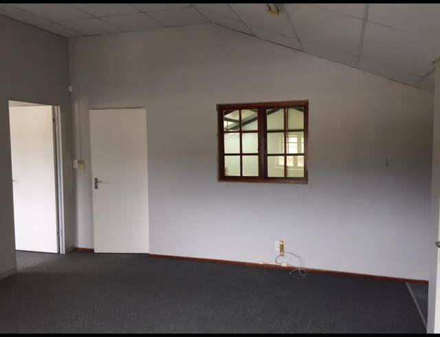 231M² WAREHOUSE RENTED IN DIEP RIVER